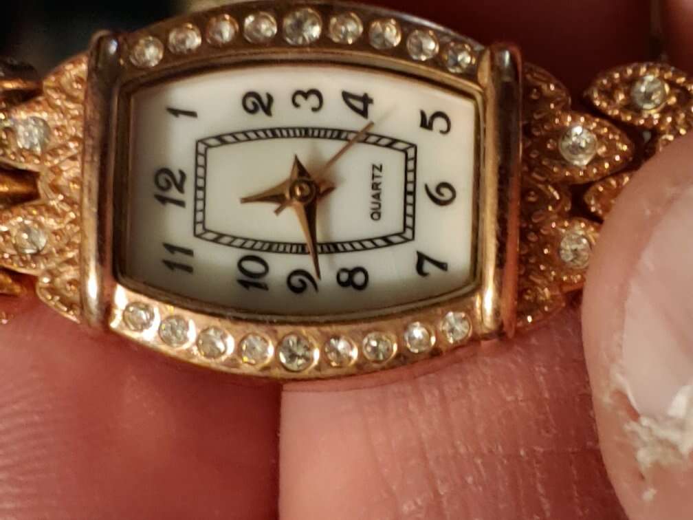 Beautiful Ladies watch with Brand new battery