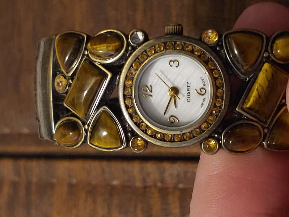 Vintage Ladies Cufflink watch with Japanese Movt