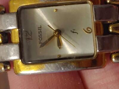 Vintage Fossil F2 Ladies watch with brand new batt