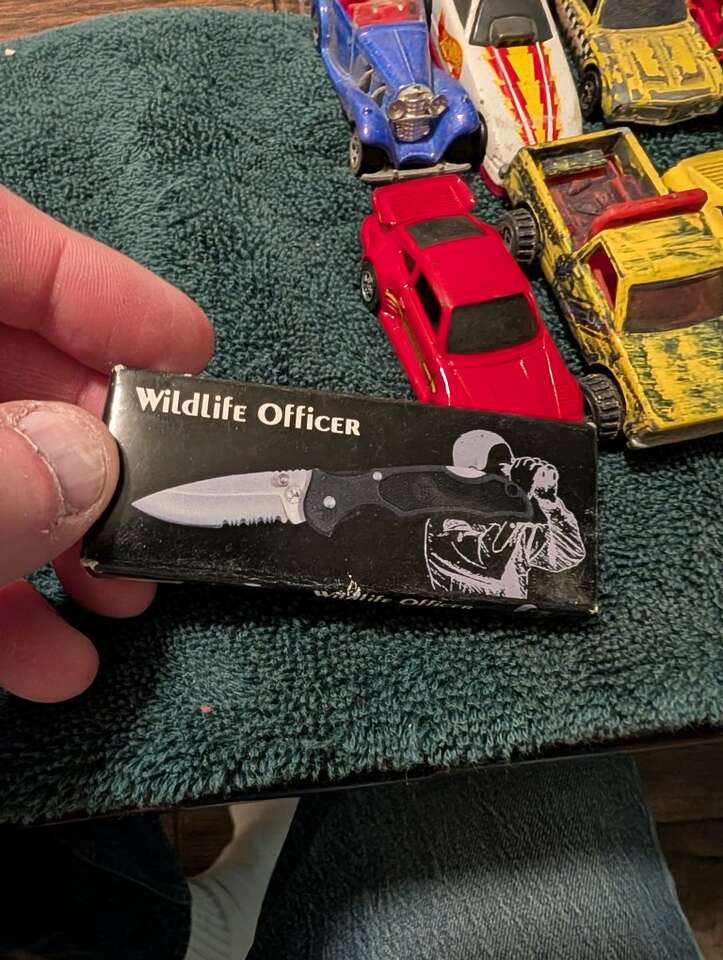 Wildlife Officer pocket knife