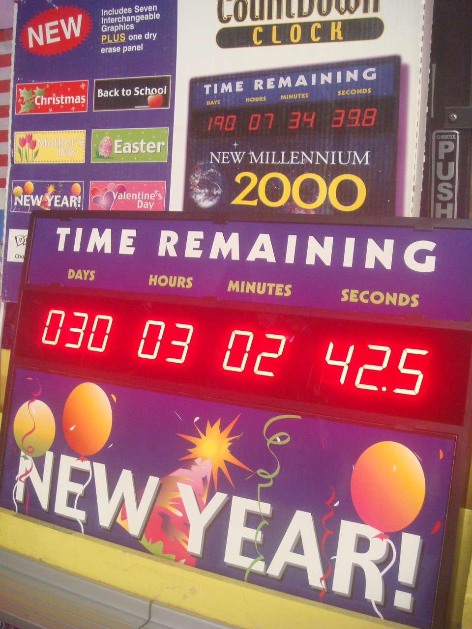 HUGE DIGITAL COUNT DOWN CLOCK FOR NEW YEARS EVE BIRTHDAYS , RESET FOR ANY EVENT