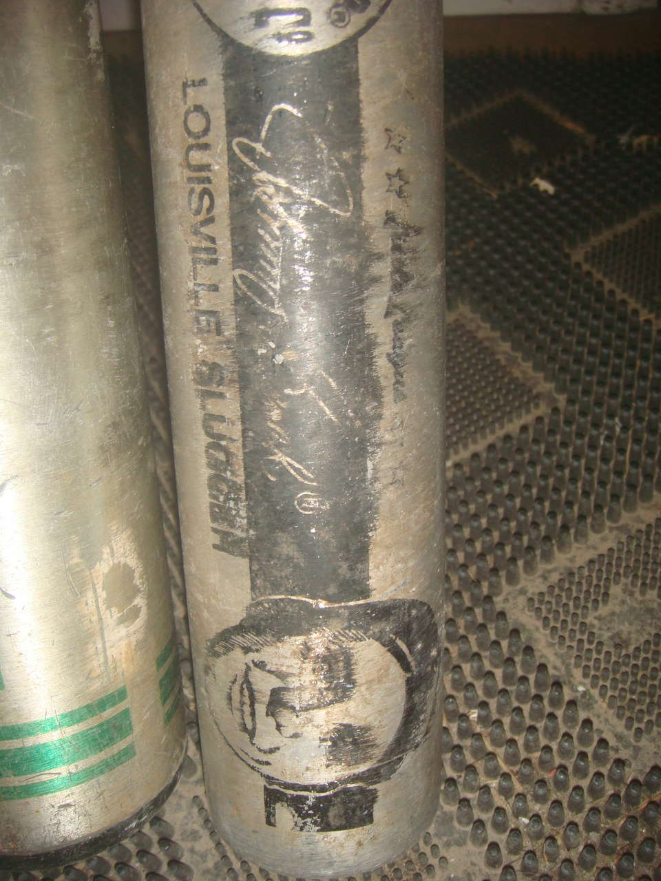 BASEBALL GEAR BAG FOR 5.00 JOHNNY BENCH BAT ALUMINUM BAT 20.00