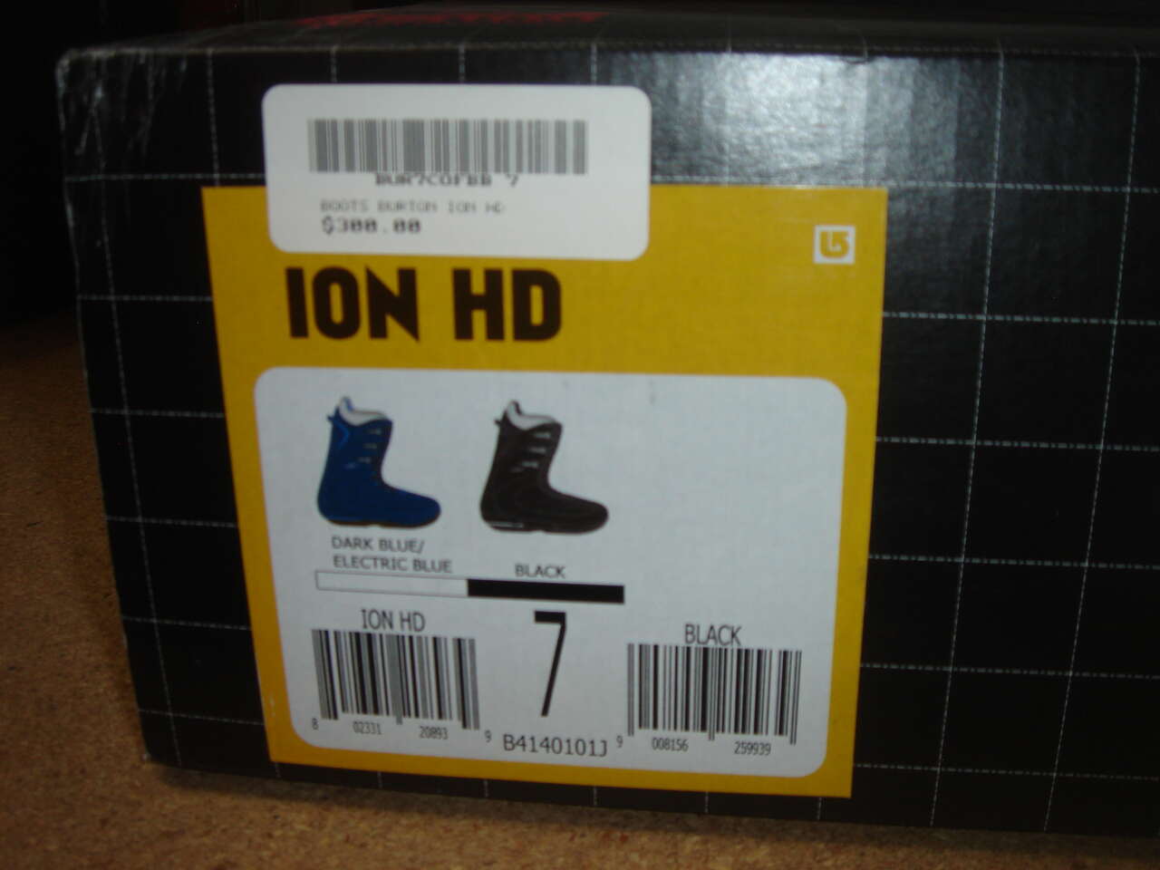 BRAND NEW BURTON ION SNOWBOARD BOOTS SIZE 7 TOP OF THE LINE BOOT