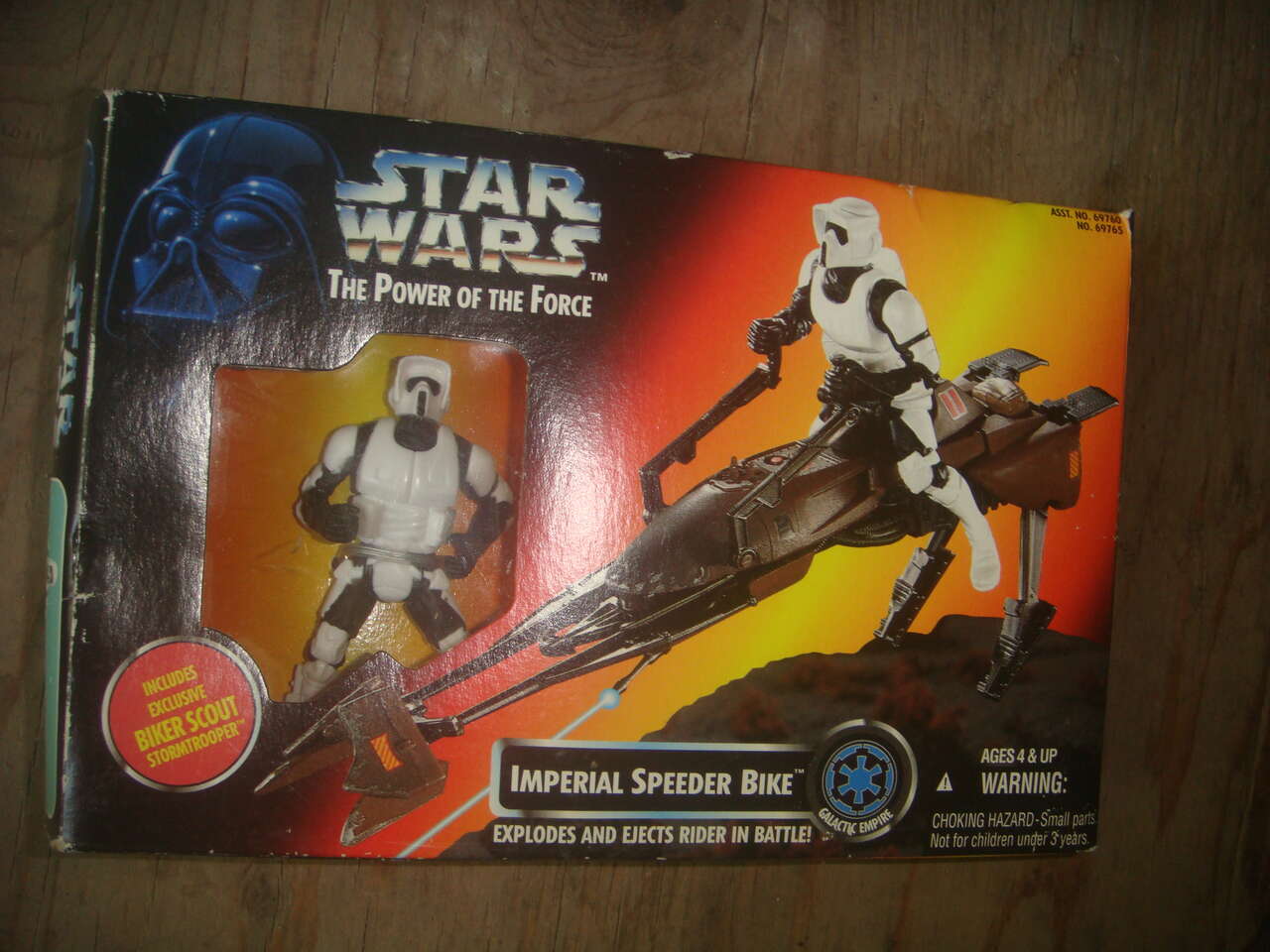 VINTAGE 1995 STAR WARS IMPERIAL SPEEDER BIKE AND FIGURE MINT IN BOX
