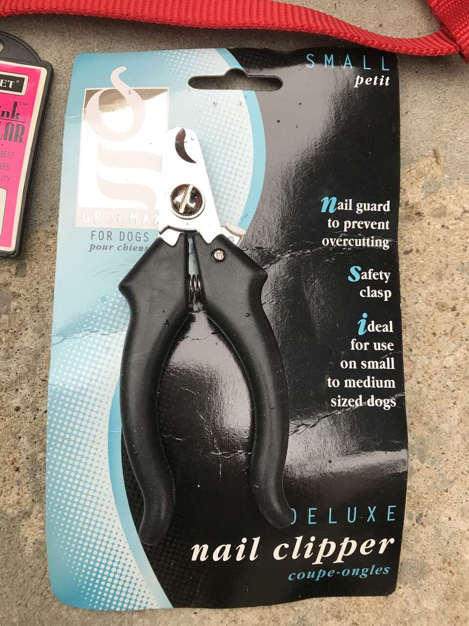 Medium dog harness choke chain and nail clippers