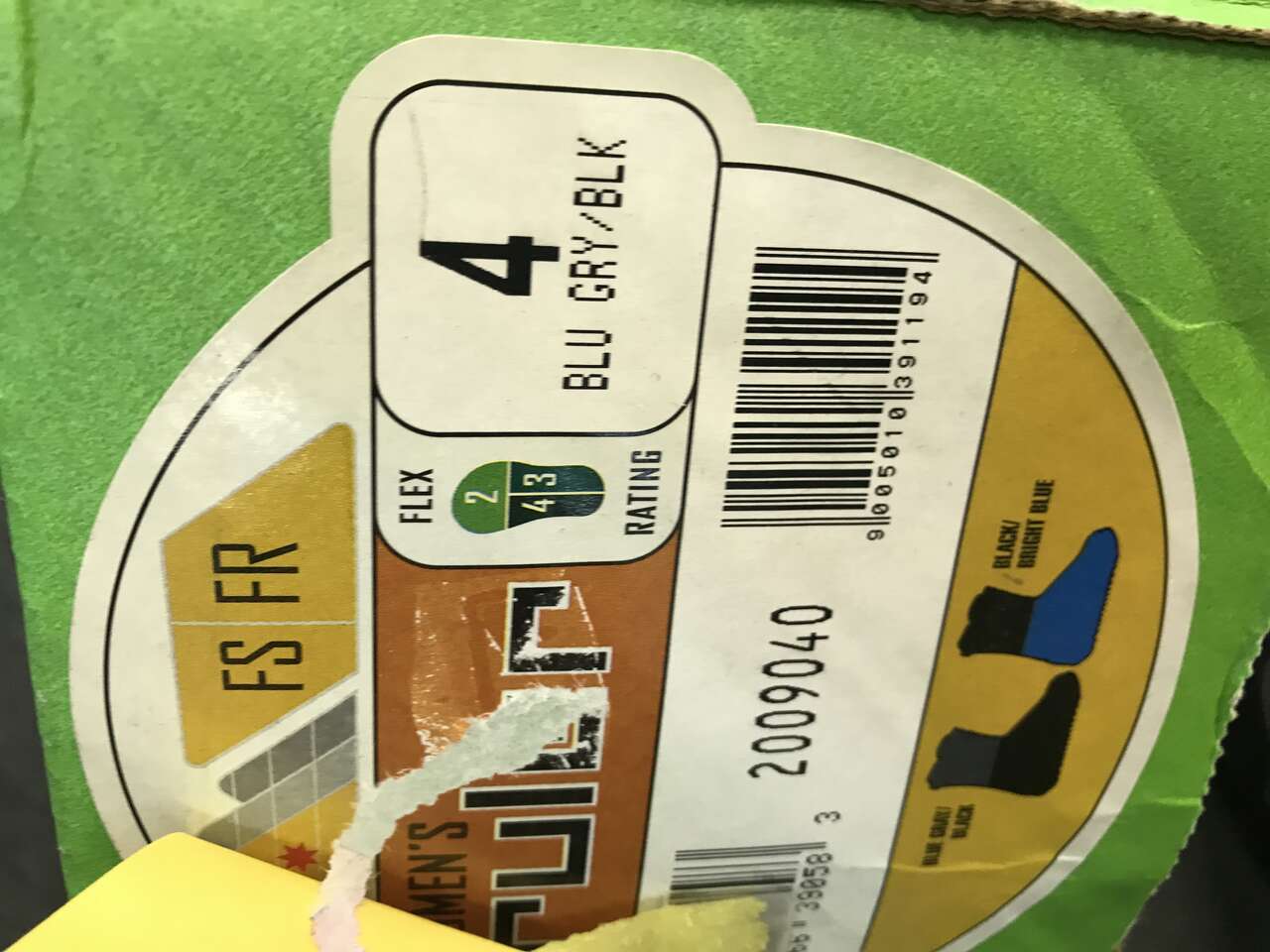 Brand new Burton ruler snowboard boots size 4 or womans size 5