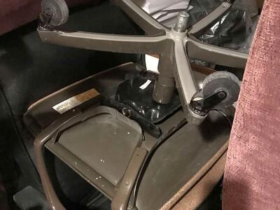 For office chairs with casters and hydraulic lift