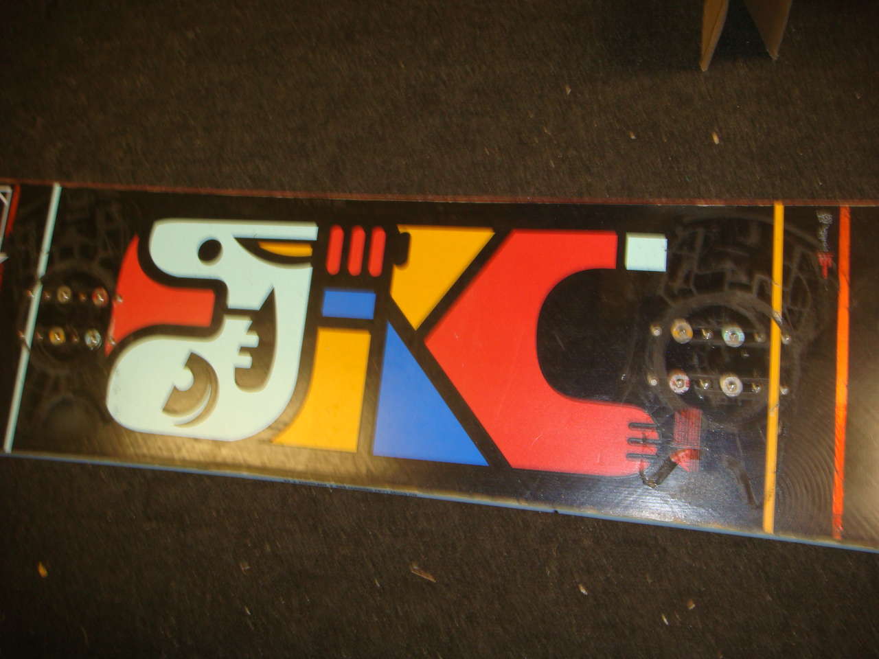 K2 FASTPLANT ARTIST COLABORATION SNOWBOARD 157CM make a bench