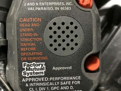 Combustible gas detector portable