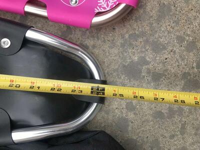 Two pair of snow shoes 20 inch or 24 inch with travel bag