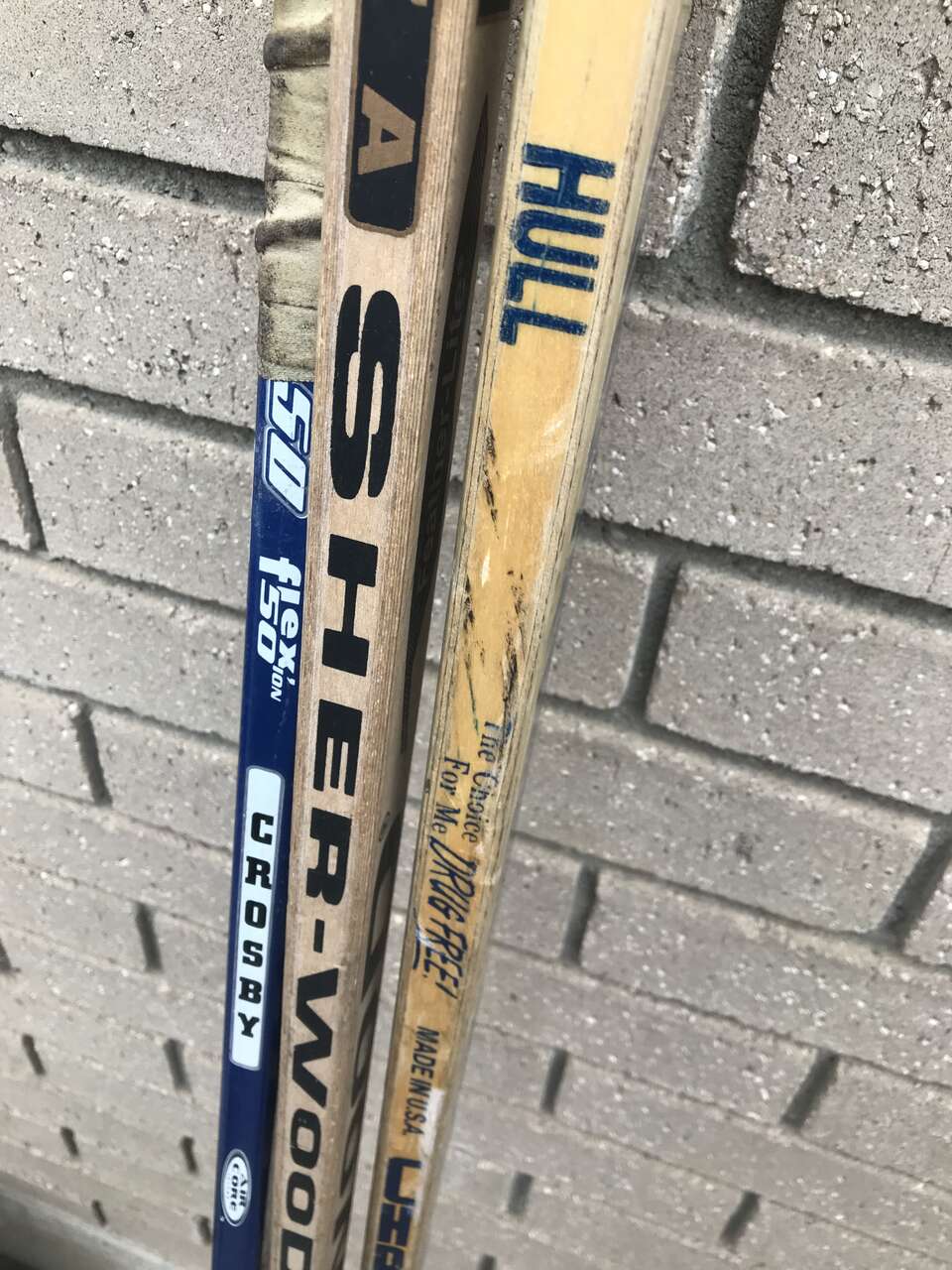 Vintage hockey sticks Crosby, Brett Hall