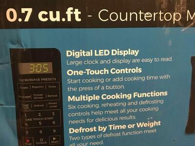 KENMORE .70 CU FT MICROWAVE NEW IN BOX