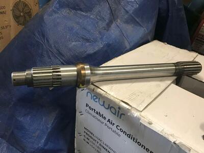 Clutch shaft for tractor item number 24075 hardend steel shaft