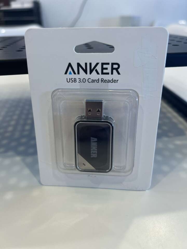 Anker 2-in-1 USB 3.0 SD Card Reader
