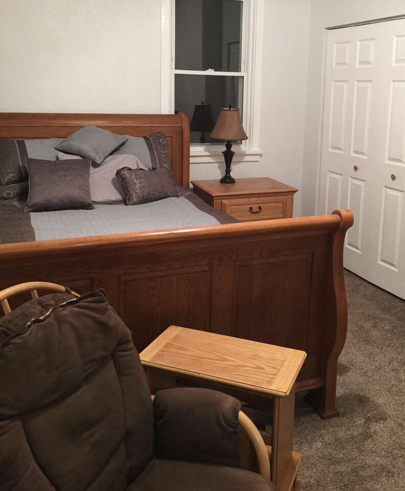 Queen Size Solid Oak Sleigh Bed Frame Furniture