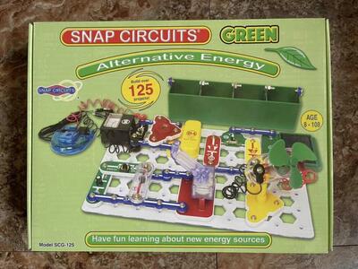 Snap Circuits GREEN Alternative Energy NEW in Box!