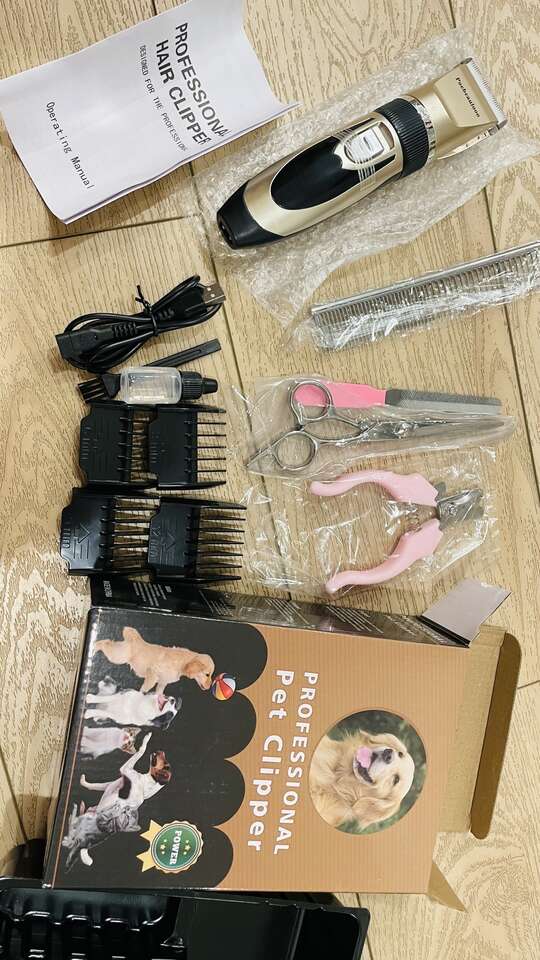 New in box  Dog Grooming Kit