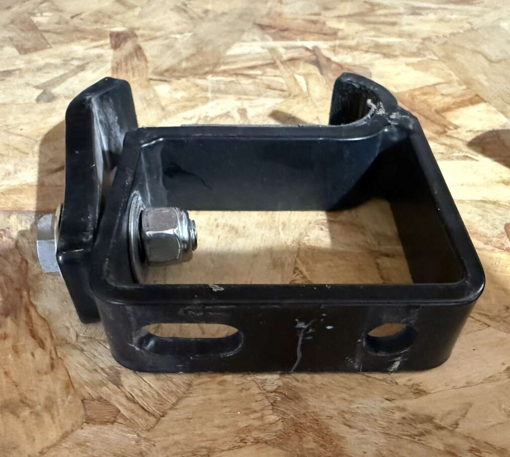 Awning Brackets for Gobi Stealth Rack (3)