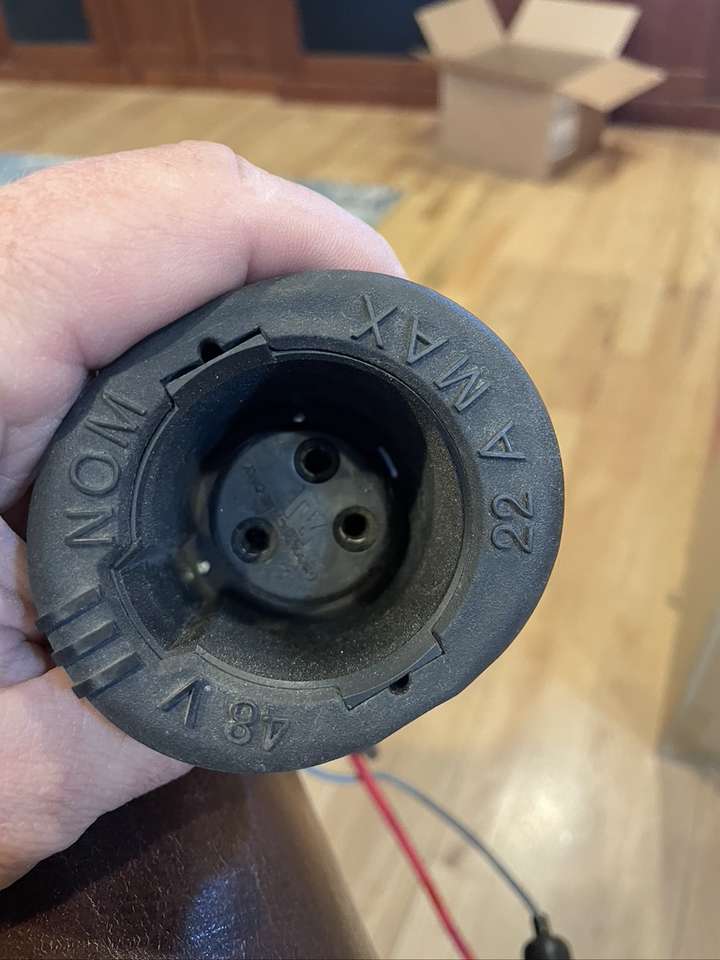 Clubcar charging receptacle for Club Car Precedent