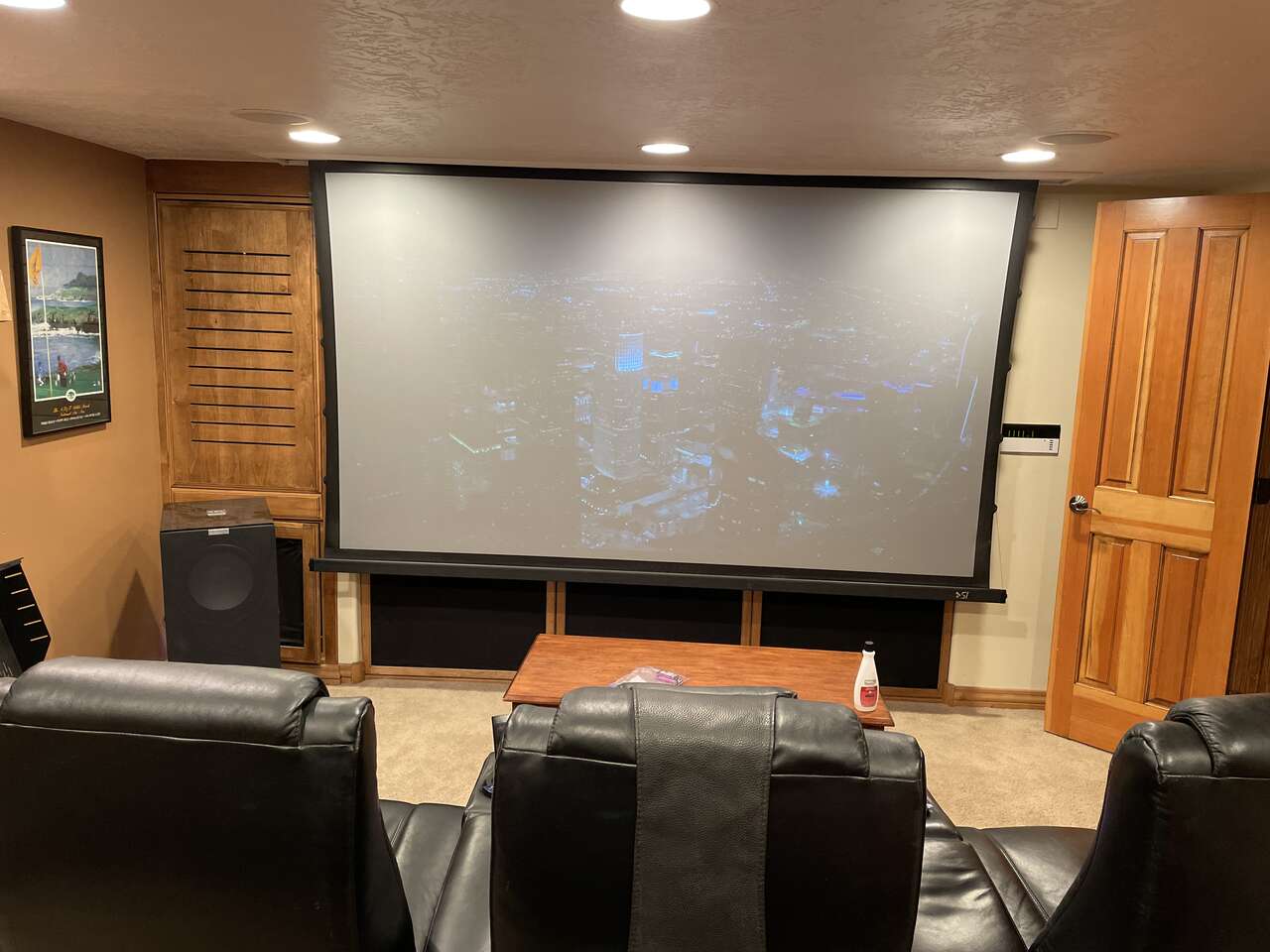 SI Motorized Screen 16x9 121 Diagonal