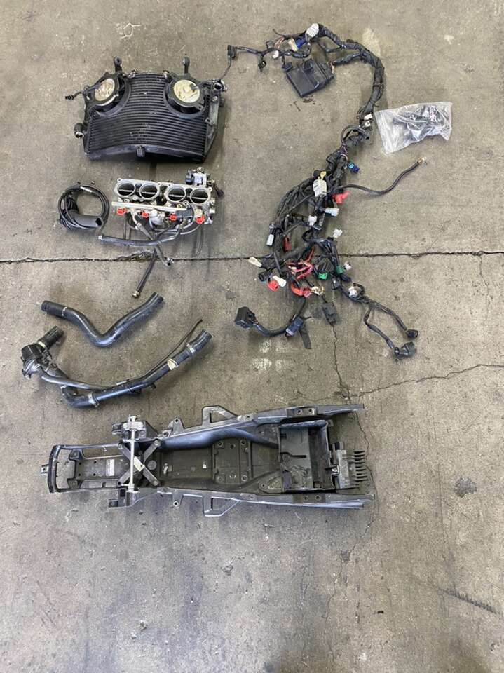 2004-2006 Yamaha R1 Parts