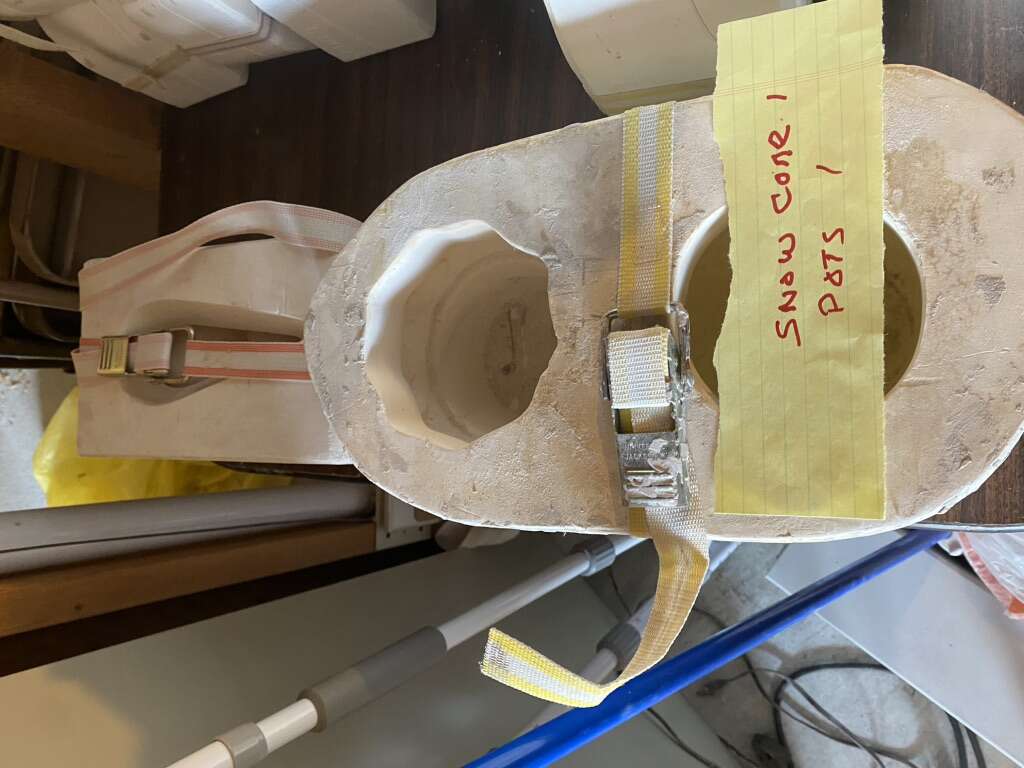 African Violet Self Watering Pot + CeramIc Mold