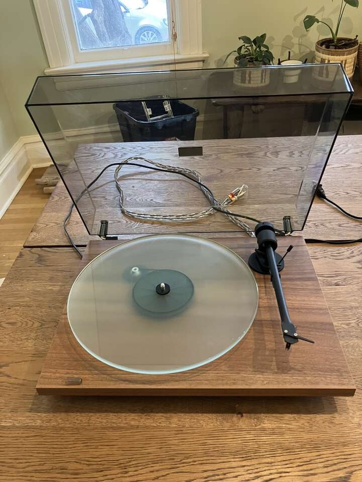 ProJect T1 Turntable Electronics