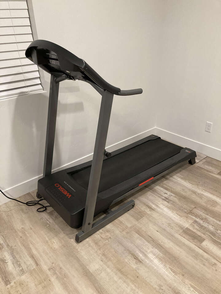 Weslo cadence g online 5.9 treadmill for sale