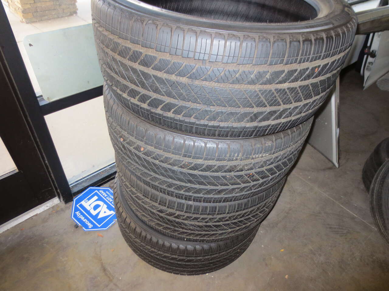 4x TIRE SET  275/40 R21 Bridgestone Alenza AS Ultra Tires 12/32 Tread 275/40/21 AUDI BMW MB