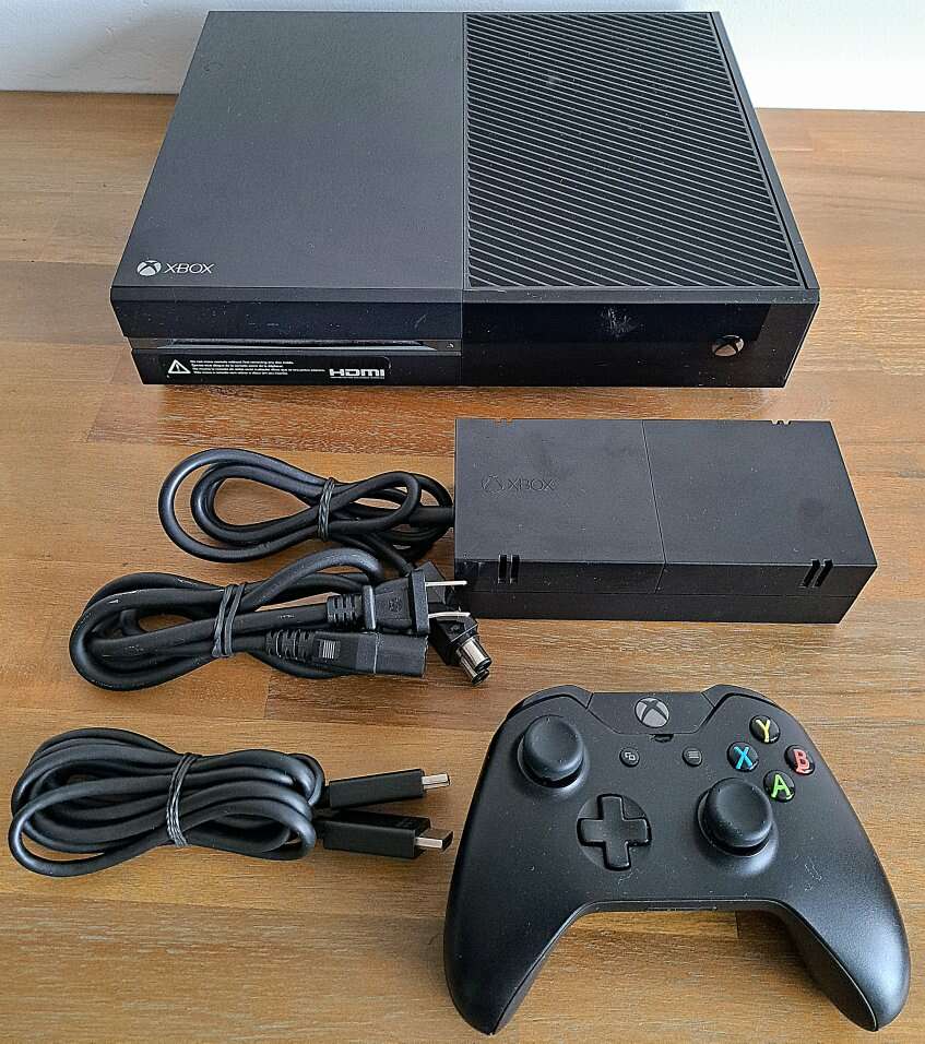 500GB Xbox One Electronics