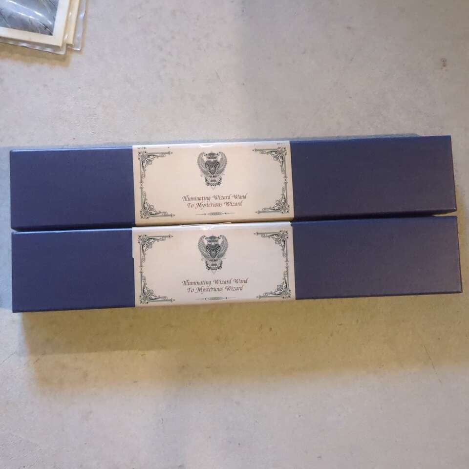 Illuminating Wizard Wand gift set