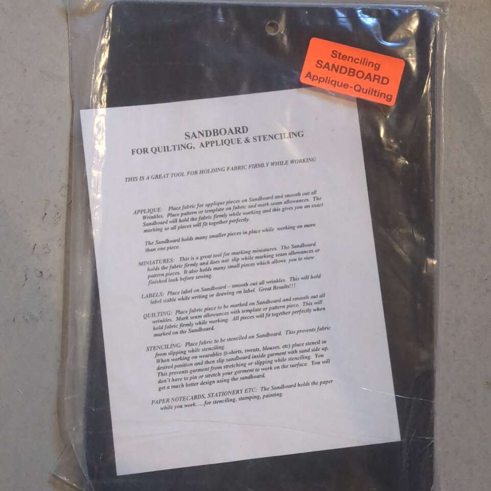 Sandboard / sandpaper board