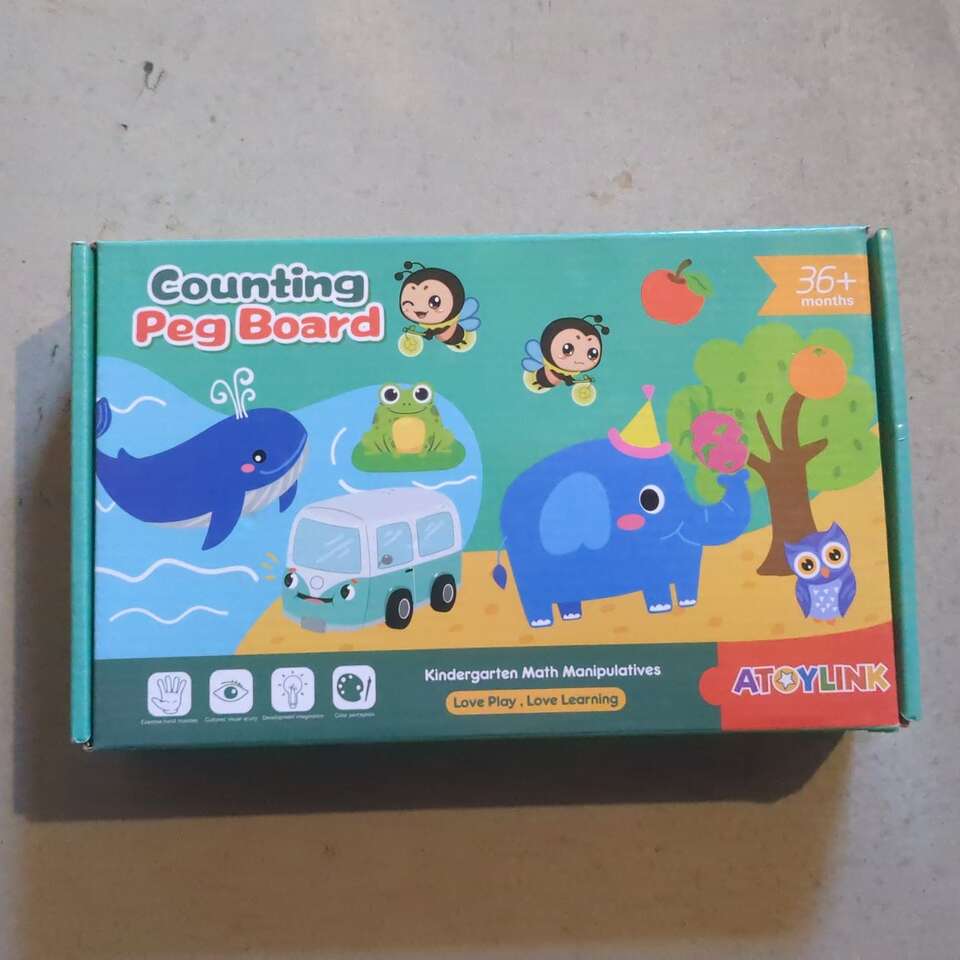 Counting peg board