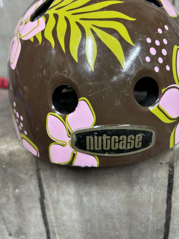 Girls Size 6-10 Yr Bike Helmet