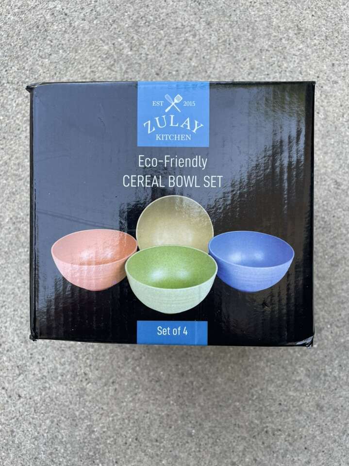 Brand New In Box Cereal Bowl Set Of 4