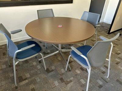 48’ Round Conference Table
