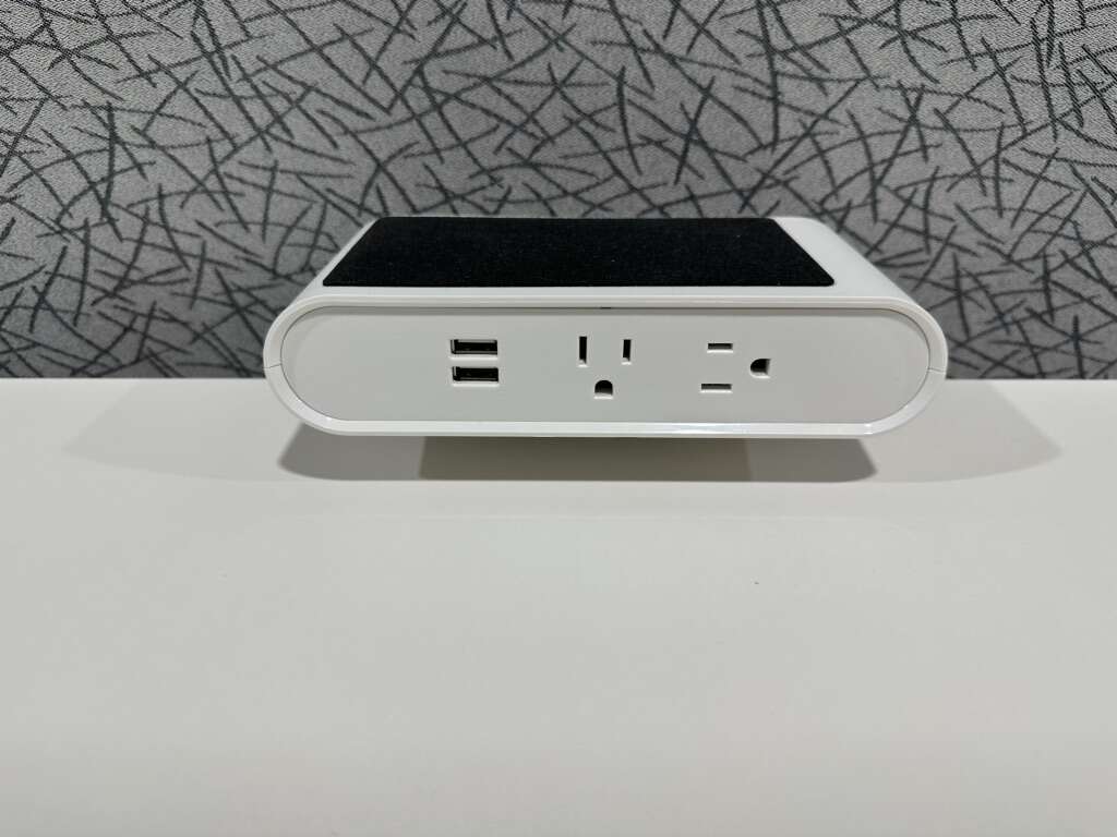 Power & USB Charger-on surface
