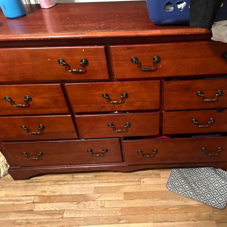 Dresser Furniture