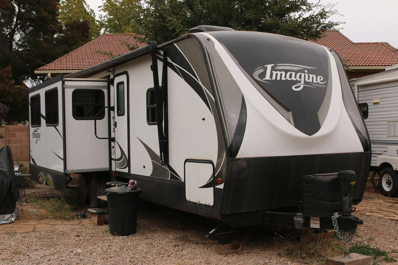 Used 2017 Grand Design Im… Recreational Vehicles