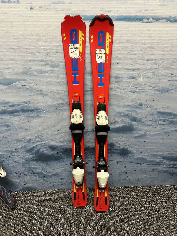 Heavily Used Head Supershape 107cm Jr Kids Skis w/ Head LRX 4.5 Demo Binding