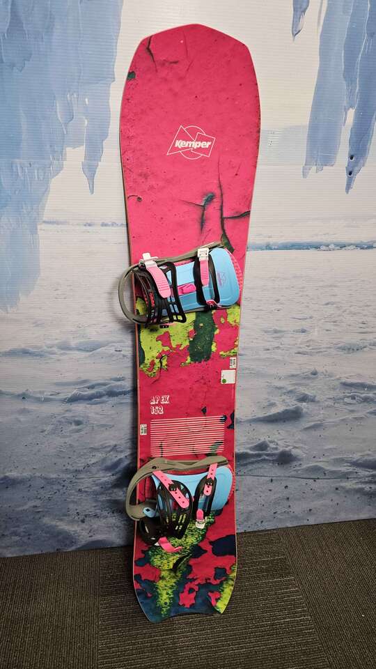 Used Kemper 152cm Apex Snowboard 2024 w/ Kemper Bindings