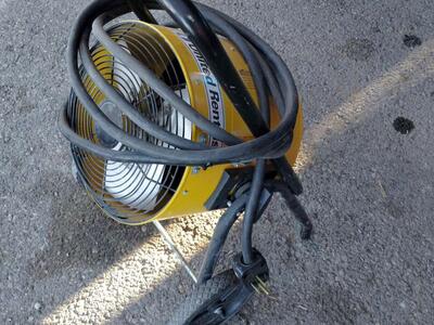 Fostoria portable electric heater, 220V, can be wired to 3 phase