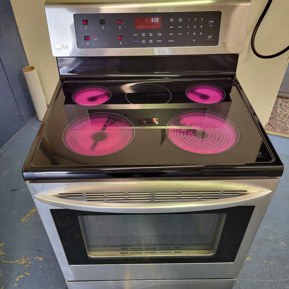 Lg electric stove Appliances