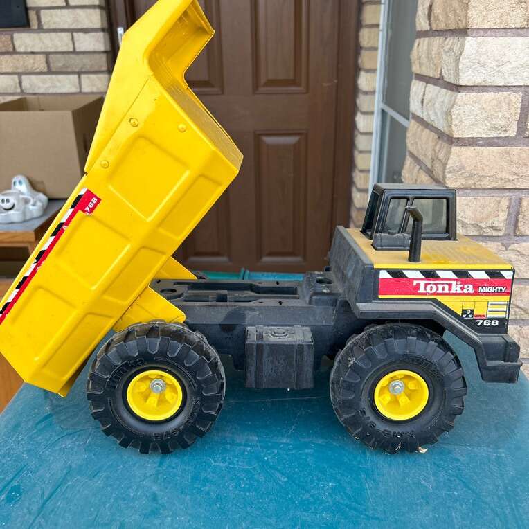 Tonya Dump Truck Toys