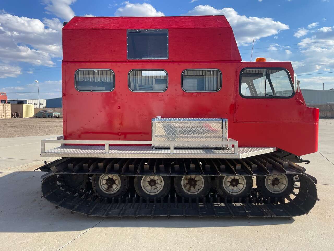 LMC Thiokol Snowcat 12 passenger Snow cat , automatic trans , good shape !