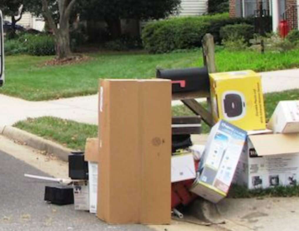 Junk removal, moving furniture Announcements
