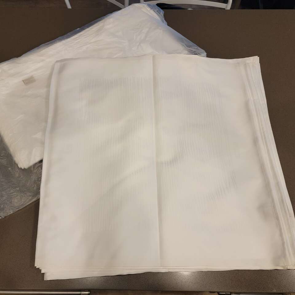 White Frette Cloth Napkins - 4 Dozen