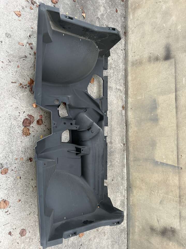 Can-Am Defender Footwell