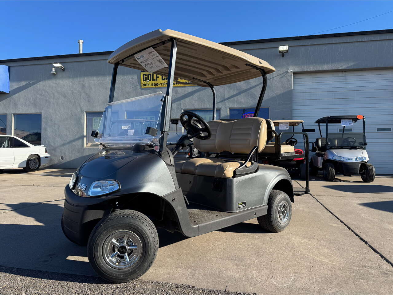 EZGO RXV ELiTE(Lithium) GOLF CART