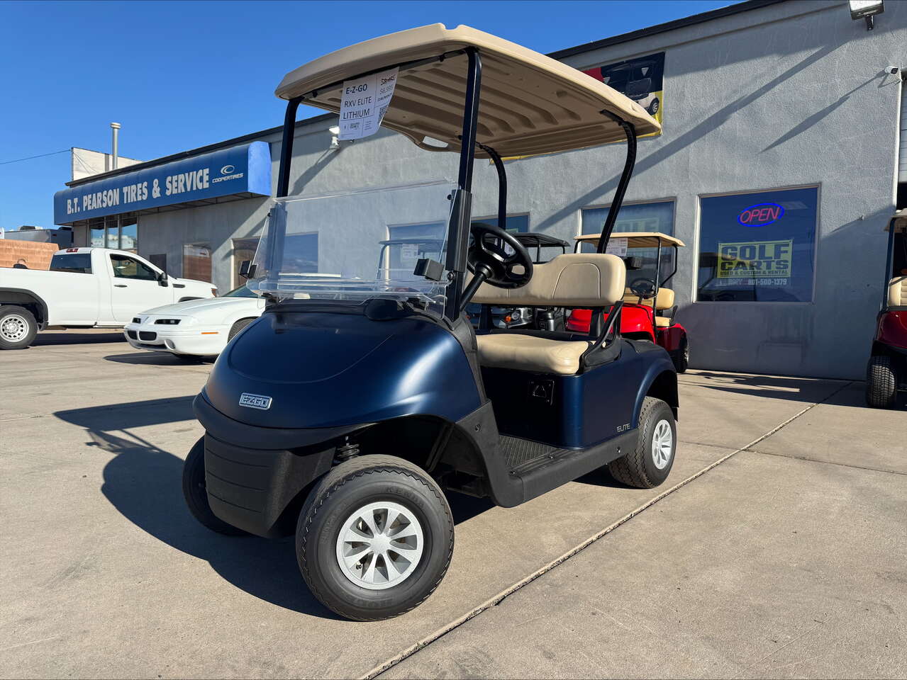 EZGO RXV ELiTE(Lithium) GOLF CART